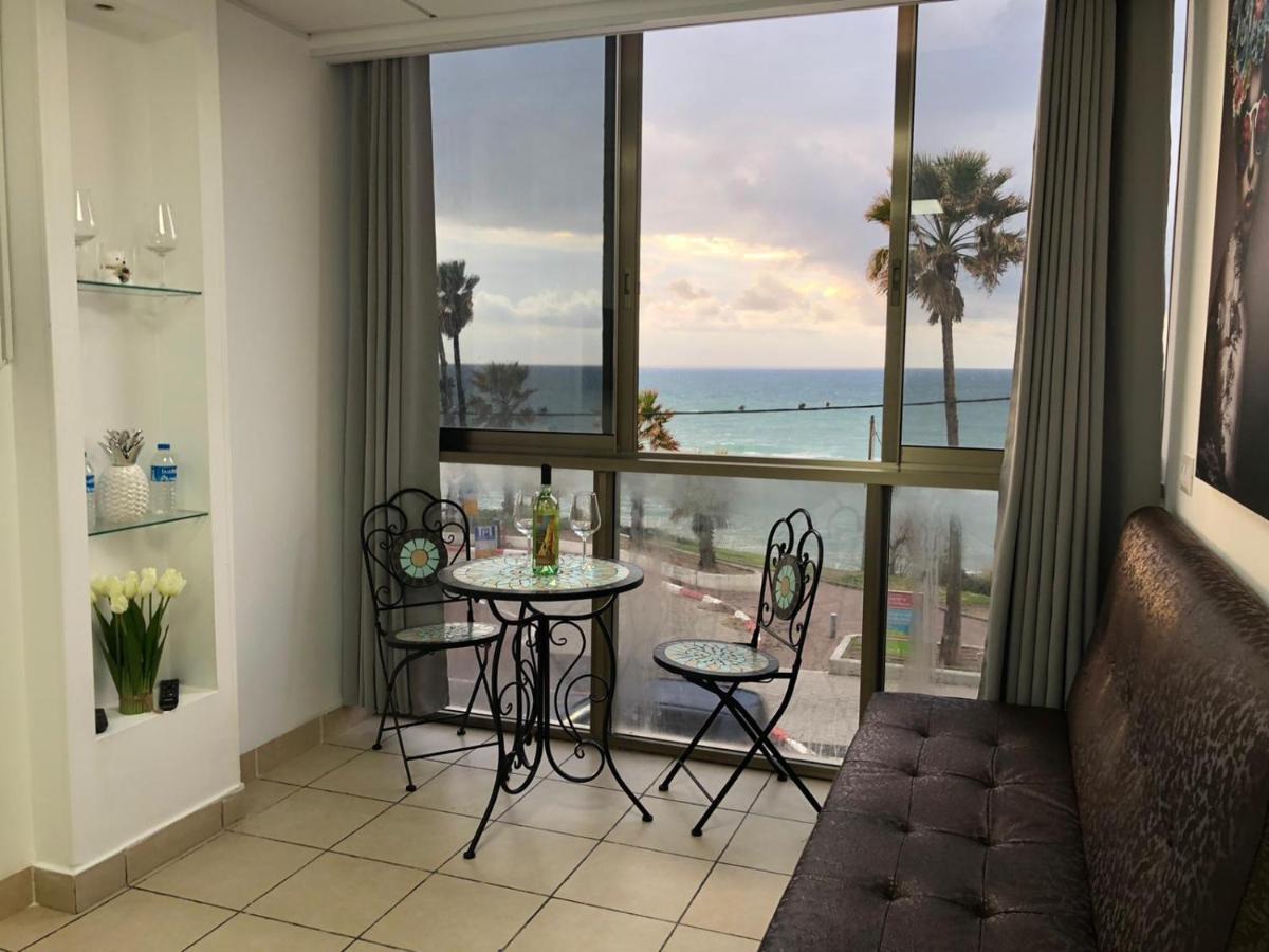 Sea Line Hotel From R&A Group Bat Yam Buitenkant foto